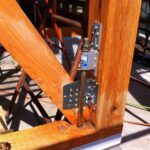 建築金物（筋交い金物とホールダウン金物）