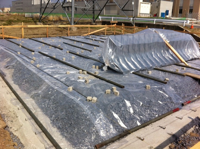 砕石工事・防湿シート施工