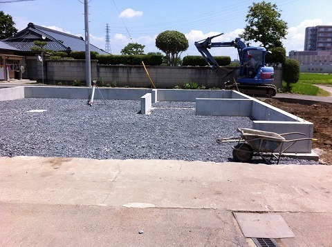 基礎工事　完了