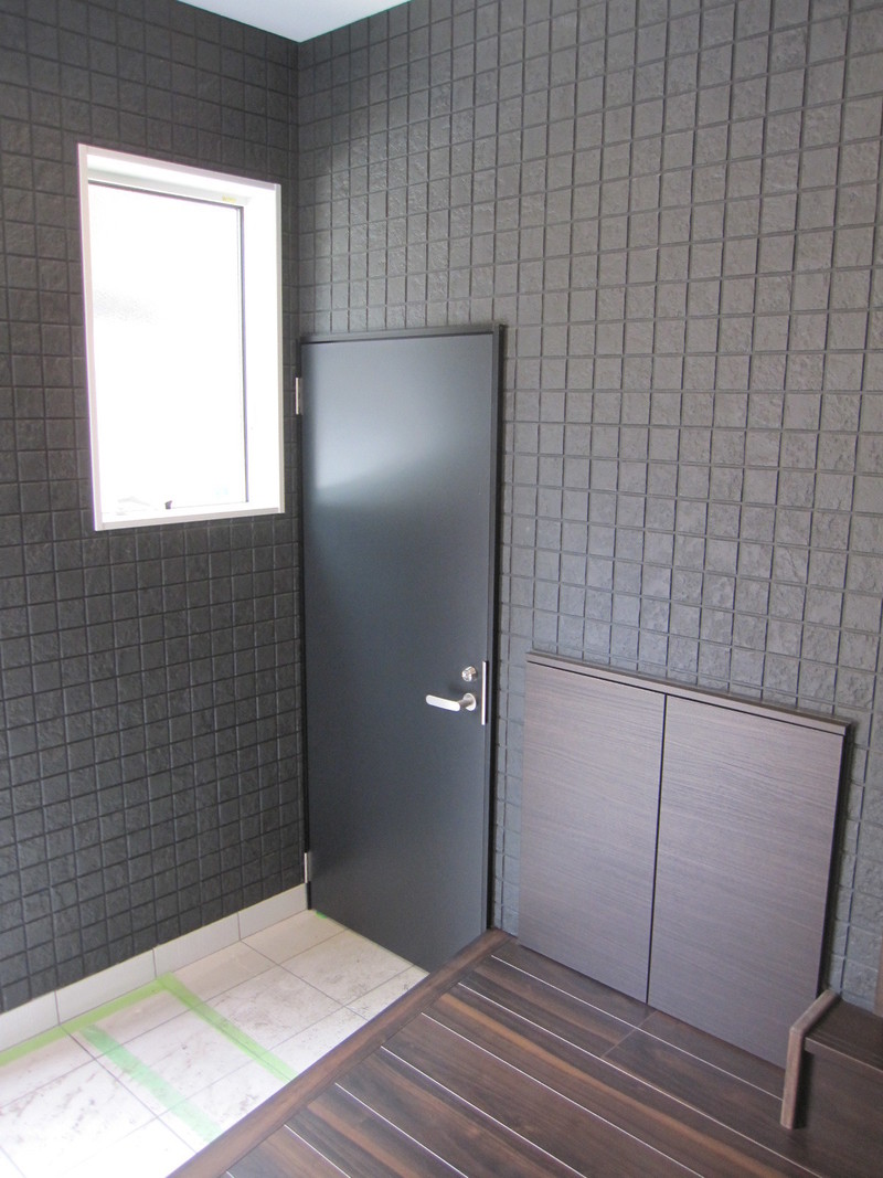 【玄関・ホール内部】