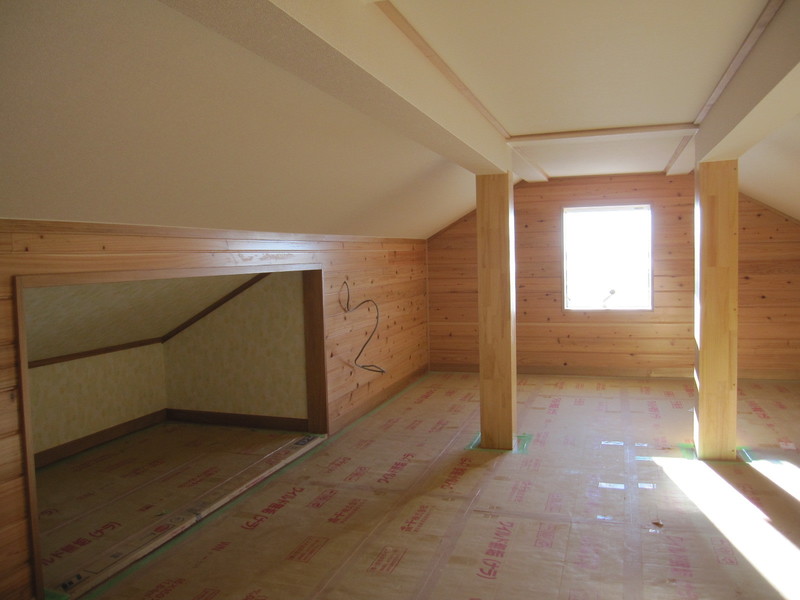 小屋裏収納