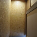 玄関横　階段下収納