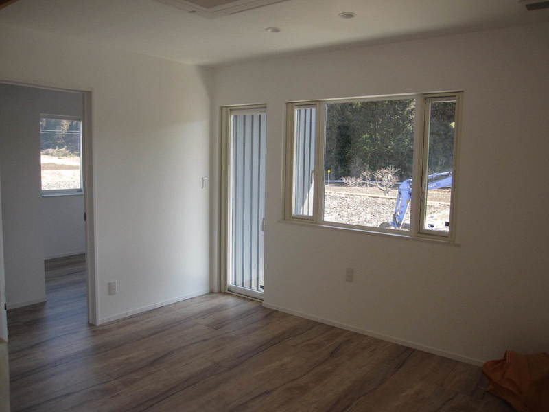 キッチン横のダイニング